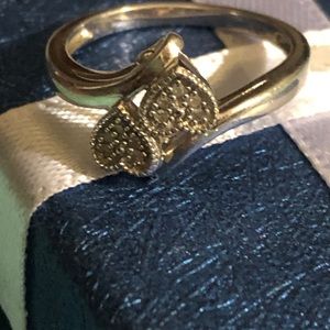 Size 6 925 double header ring with diamonds